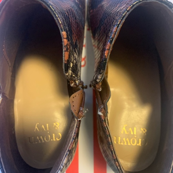Brand new crown and ivy snake skin booties - Picture 3 of 3